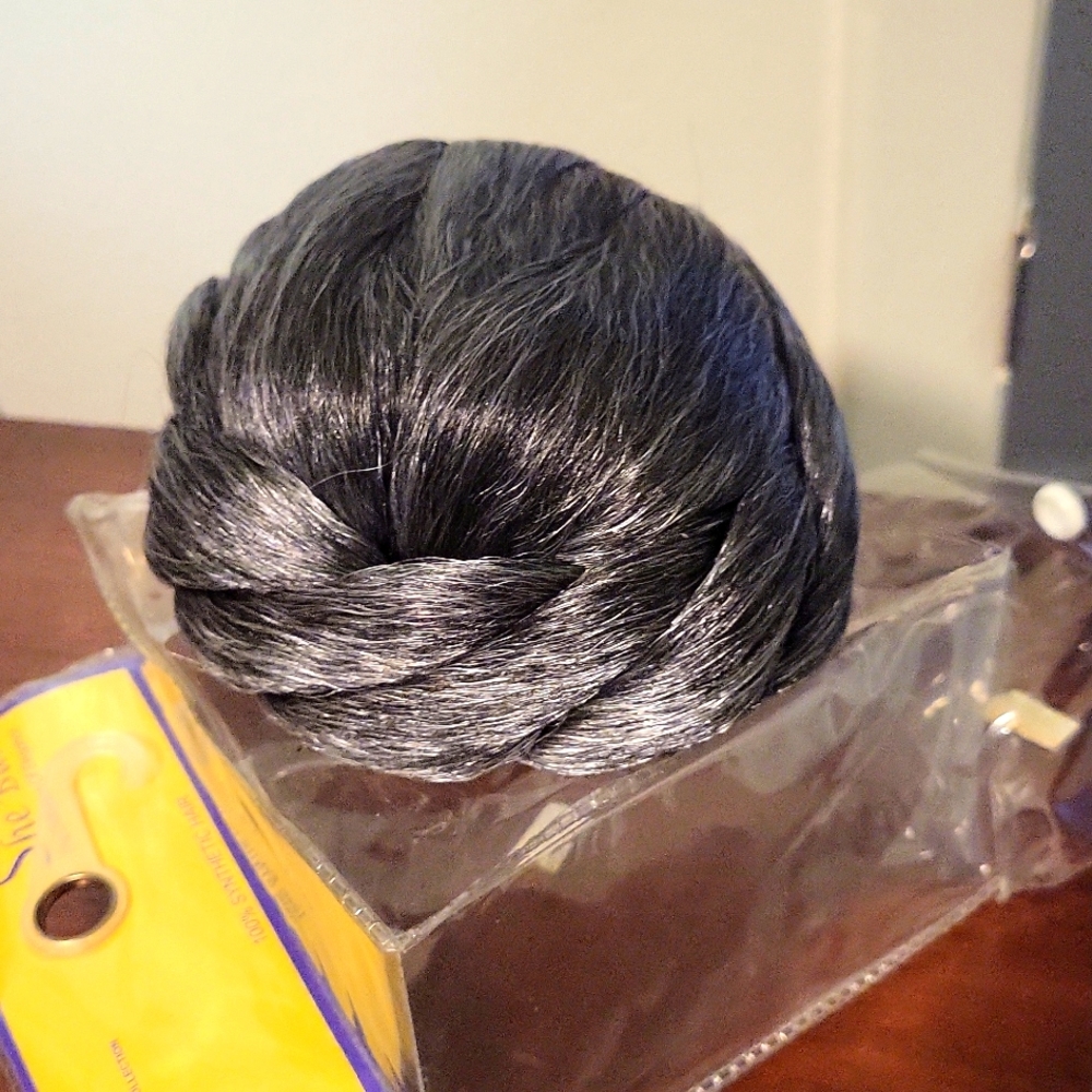Hair bun